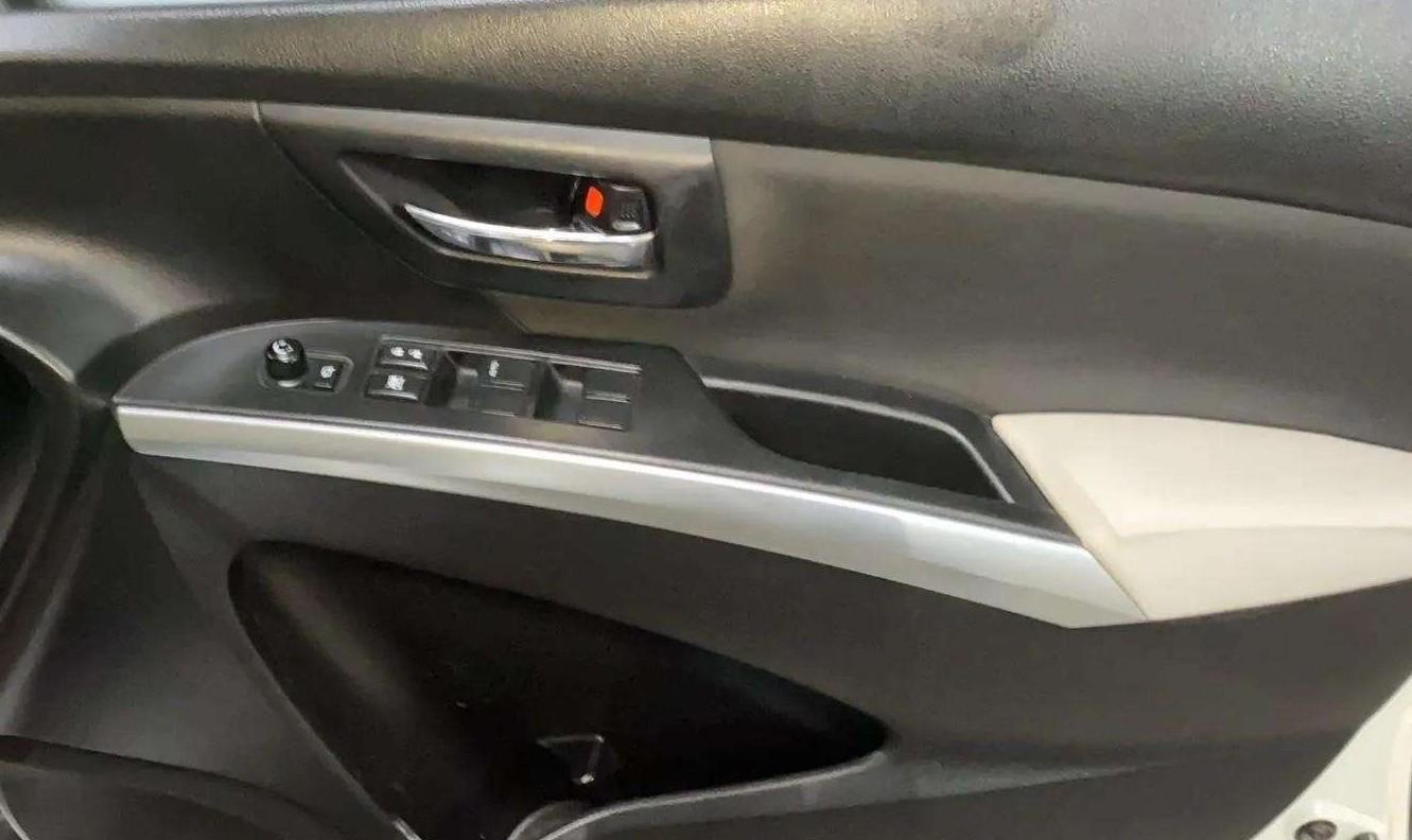 2022 Maruti S Cross ZETA 1.5, Petrol, Manual, 28,158 km, Driver Side Door Panels Control