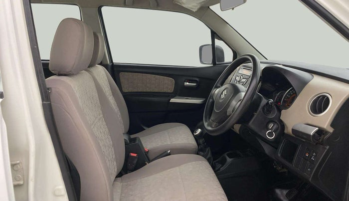 2016 Maruti Wagon R 1.0 VXI, Petrol, Manual, 77,951 km, Right Side Front Door Cabin