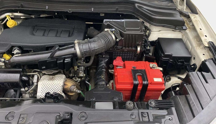 2019 Mahindra XUV300 W8 1.2 PETROL, Petrol, Manual, 49,408 km, Engine View - Left
