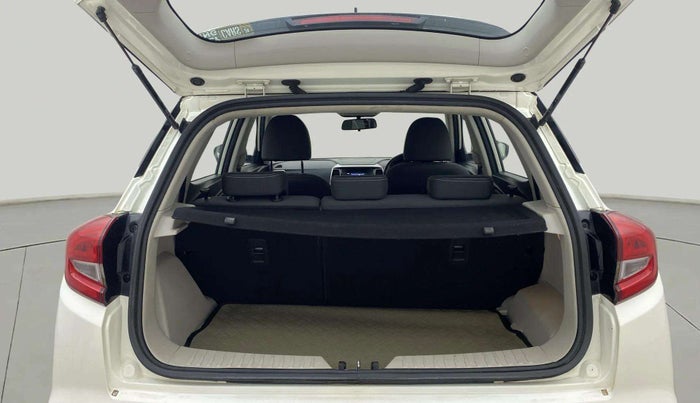 2019 Mahindra XUV300 W8 1.2 PETROL, Petrol, Manual, 49,408 km, Boot Open Zoomed View