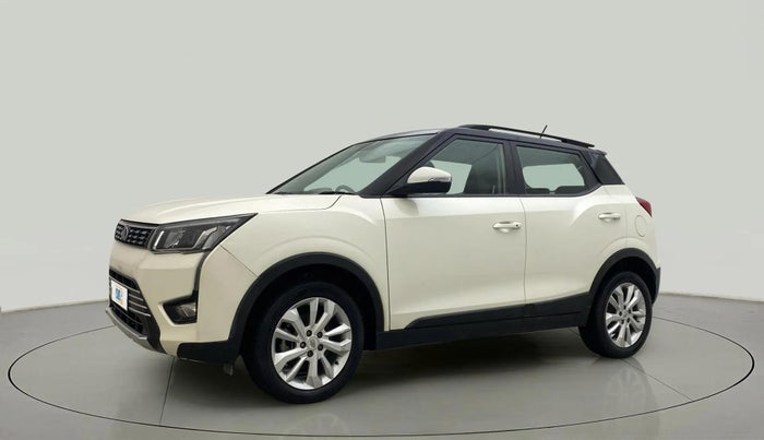 2019 Mahindra XUV300 W8 1.2 PETROL, Petrol, Manual, 49,408 km, Left Front Diagonal