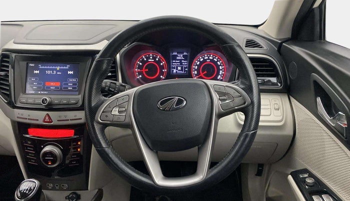2019 Mahindra XUV300 W8 1.2 PETROL, Petrol, Manual, 49,408 km, Steering Wheel Close Up