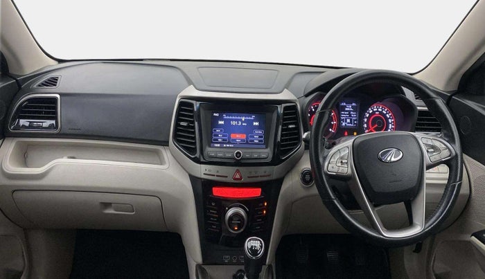 2019 Mahindra XUV300 W8 1.2 PETROL, Petrol, Manual, 49,408 km, Dashboard