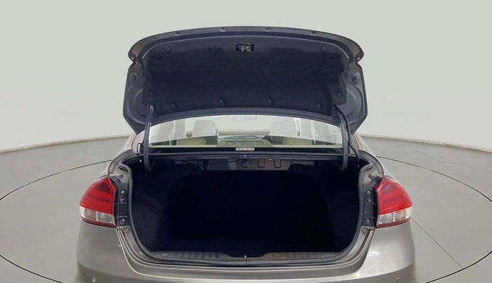 2019 Maruti Ciaz ALPHA  AT 1.5 SHVS PETROL, Petrol, Automatic, 56,815 km, Boot Door Open