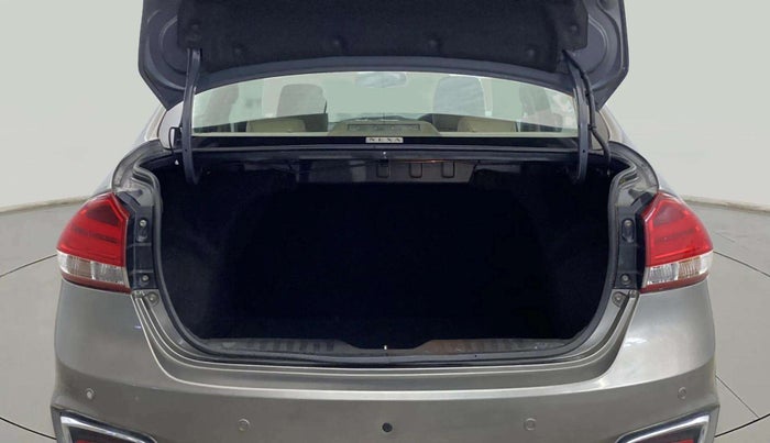 2019 Maruti Ciaz ALPHA  AT 1.5 SHVS PETROL, Petrol, Automatic, 56,815 km, Boot Inside