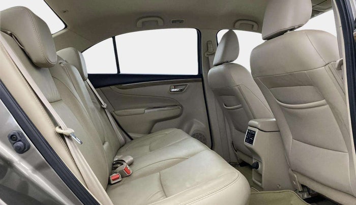 2019 Maruti Ciaz ALPHA  AT 1.5 SHVS PETROL, Petrol, Automatic, 56,815 km, Right Side Rear Door Cabin