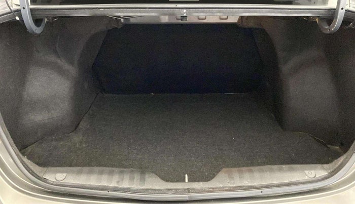 2019 Maruti Ciaz ALPHA  AT 1.5 SHVS PETROL, Petrol, Automatic, 56,815 km, Boot Open Zoomed View