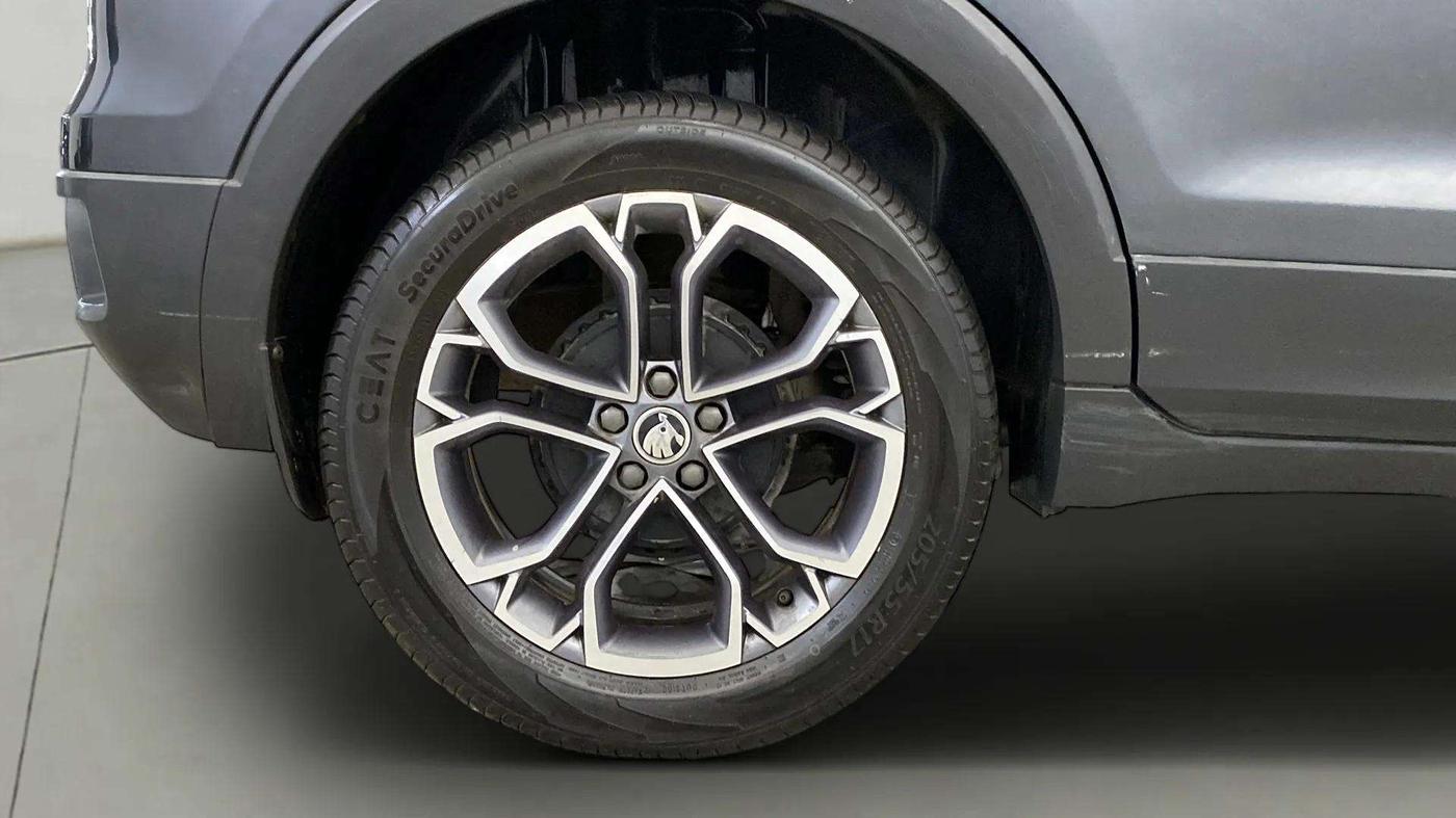 2021 Skoda KUSHAQ STYLE 1.5L TSI MT, Petrol, Manual, 78,478 km, Right Rear Wheel