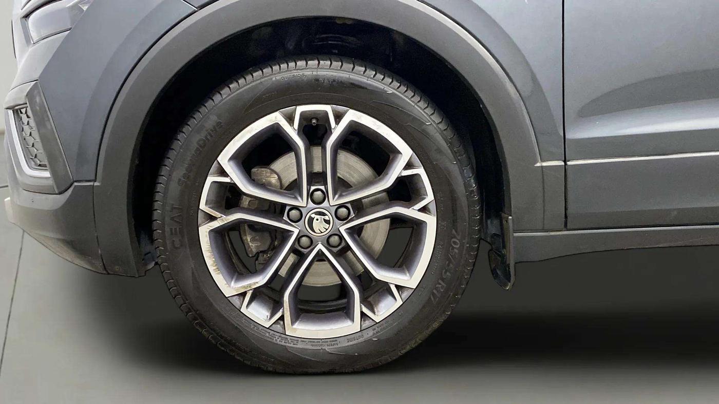 2021 Skoda KUSHAQ STYLE 1.5L TSI MT, Petrol, Manual, 78,478 km, Left Front Wheel