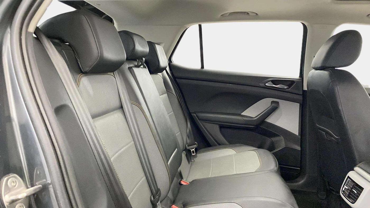 2021 Skoda KUSHAQ STYLE 1.5L TSI MT, Petrol, Manual, 78,478 km, Right Side Rear Door Cabin