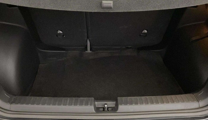 2021 Skoda KUSHAQ STYLE 1.5L TSI MT, Petrol, Manual, 78,190 km, Boot Open Zoomed View