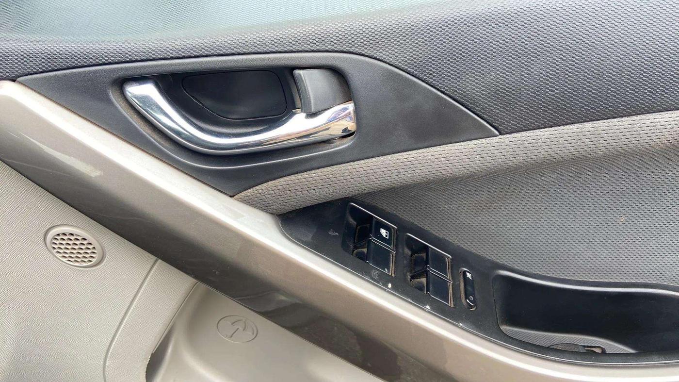 2019 Tata NEXON XZA PLUS PETROL, Petrol, Automatic, 68,027 km, Driver Side Door Panels Control