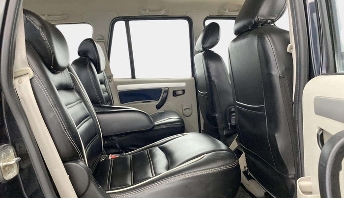2021 Mahindra Scorpio S11 2WD, Diesel, Manual, 49,352 km, Right Side Rear Door Cabin