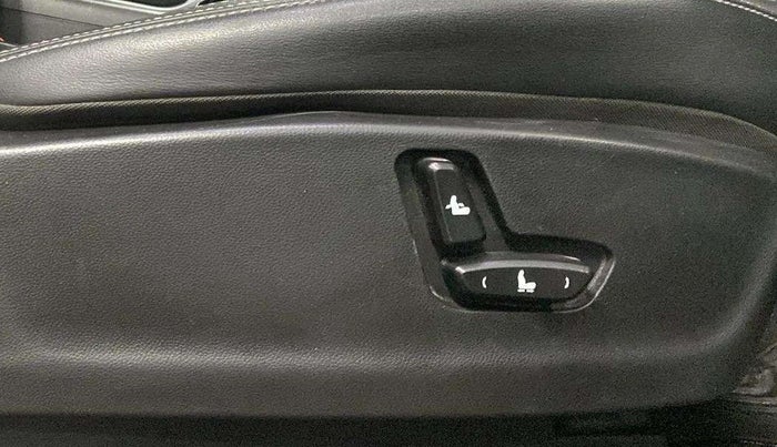 2019 MG HECTOR SHARP 1.5 DCT PETROL, Petrol, Automatic, 53,691 km, Driver Side Adjustment Panel
