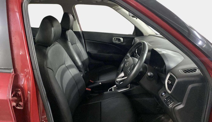 2019 Hyundai VENUE SX PLUS 1.0 TURBO DCT, Petrol, Automatic, 25,570 km, Right Side Front Door Cabin