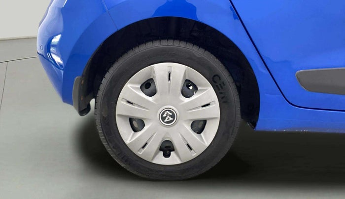 2019 Hyundai Grand i10 SPORTZ 1.2 KAPPA VTVT, CNG, Manual, 32,506 km, Right Rear Wheel