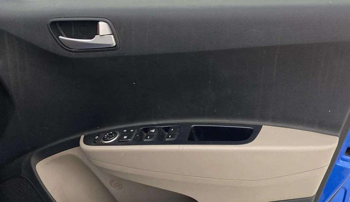 2019 Hyundai Grand i10 SPORTZ 1.2 KAPPA VTVT, CNG, Manual, 32,506 km, Driver Side Door Panels Control
