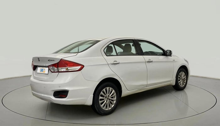 2015 Maruti Ciaz ZXI, Petrol, Manual, 59,796 km, Right Back Diagonal