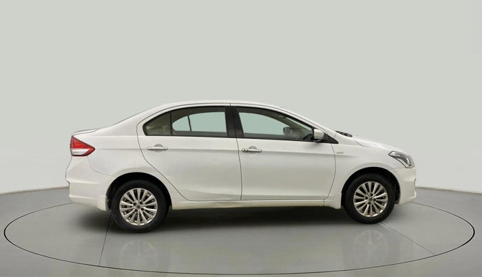 2015 Maruti Ciaz ZXI, Petrol, Manual, 59,796 km, Right Side View