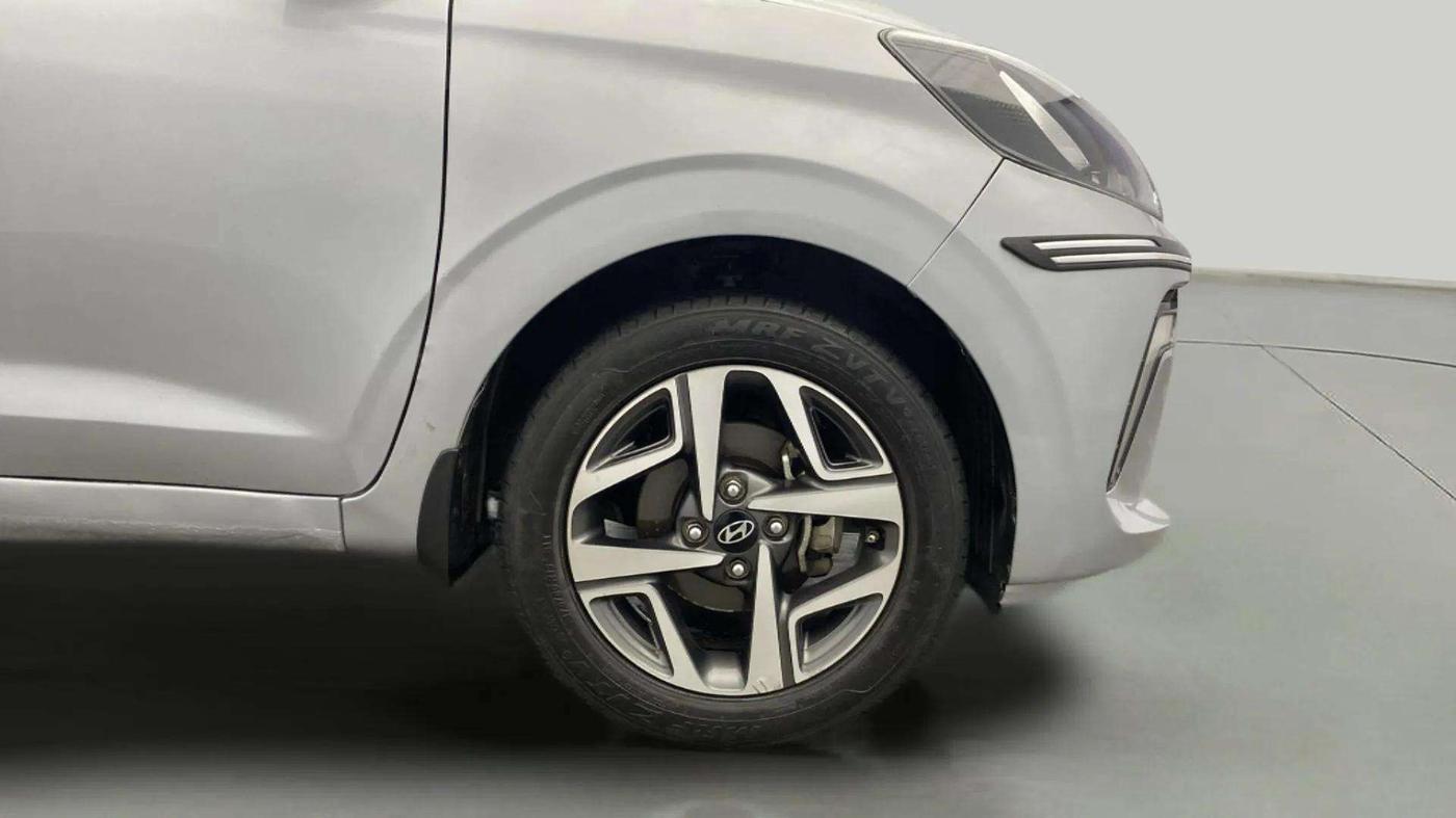 2023 Hyundai AURA SX 1.2 CNG, CNG, Manual, 42,925 km, Right Front Wheel