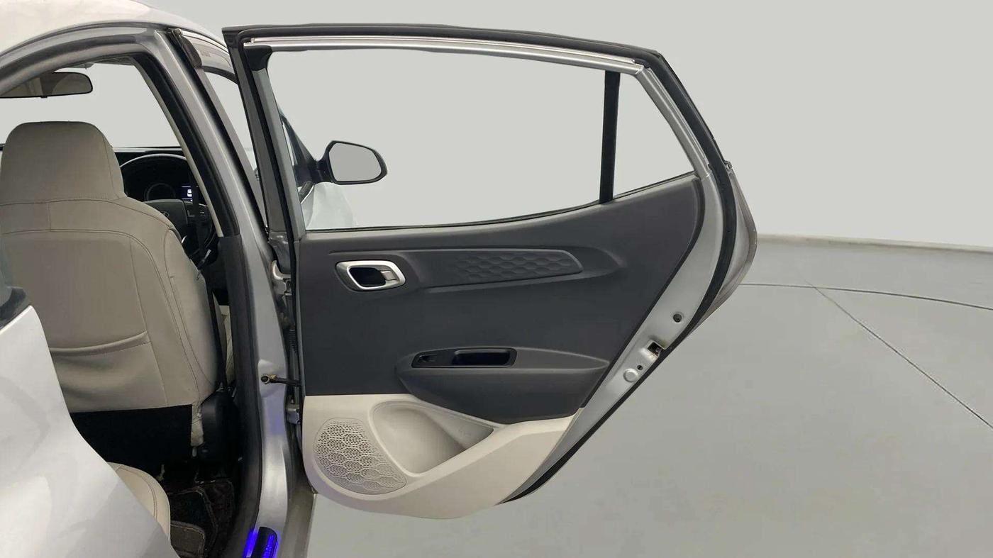 2023 Hyundai AURA SX 1.2 CNG, CNG, Manual, 42,925 km, RHS Rear Door