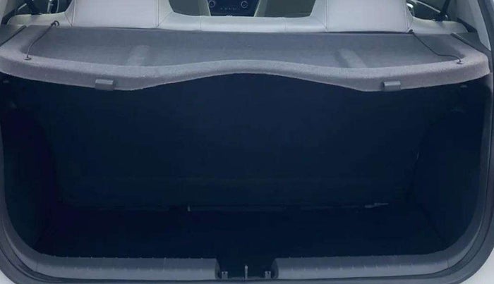 2021 Hyundai GRAND I10 NIOS SPORTZ AMT 1.2 KAPPA VTVT, Petrol, Automatic, 25,052 km, Boot Inside