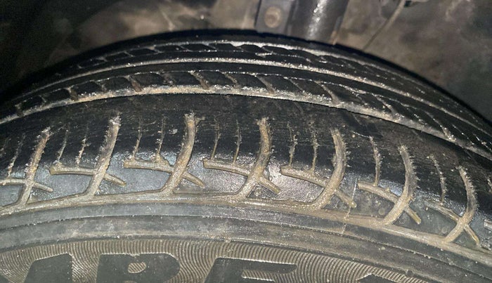2018 Maruti Baleno DELTA CVT PETROL 1.2, Petrol, Automatic, 48,745 km, Left Front Tyre Tread
