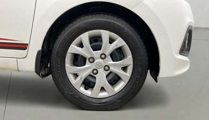 2016 Hyundai Grand i10 1.2 SPORTZ PRIME EDITION VTVT, Petrol, Manual, 69,672 km, Right Front Wheel