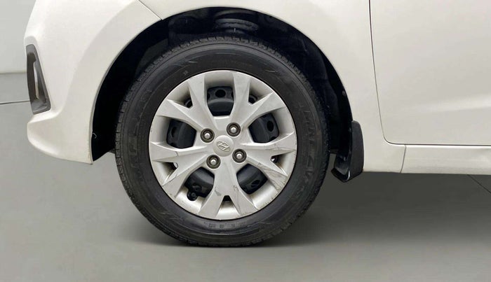 2016 Hyundai Grand i10 1.2 SPORTZ PRIME EDITION VTVT, Petrol, Manual, 69,672 km, Left Front Wheel