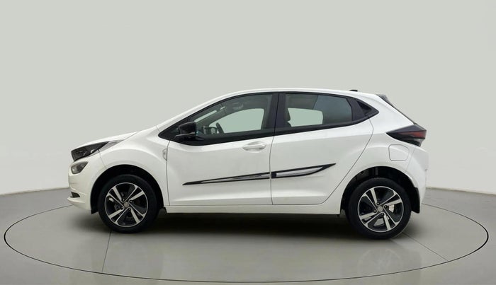 2024 Tata ALTROZ XZ + SUNROOF, Petrol, Manual, 7,771 km, Left Side