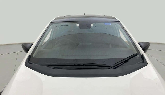 2024 Tata ALTROZ XZ + SUNROOF, Petrol, Manual, 7,771 km, Front Windshield
