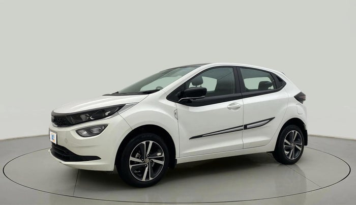 2024 Tata ALTROZ XZ + SUNROOF, Petrol, Manual, 7,771 km, Left Front Diagonal