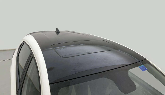 2024 Tata ALTROZ XZ + SUNROOF, Petrol, Manual, 7,771 km, Roof