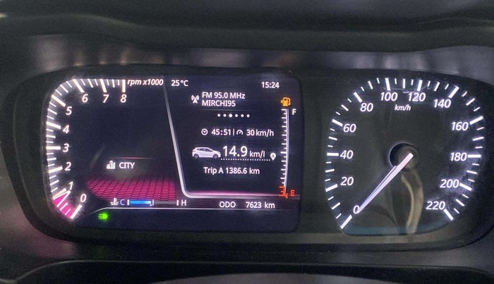 2024 Tata ALTROZ XZ + SUNROOF, Petrol, Manual, 7,771 km, Odometer Image