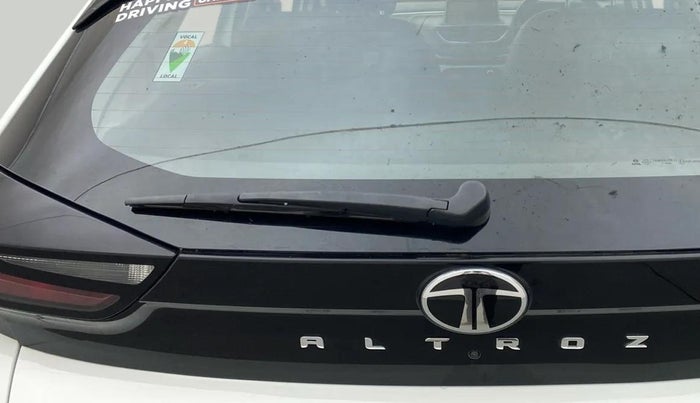 2024 Tata ALTROZ XZ + SUNROOF, Petrol, Manual, 7,771 km, Rear Wiper