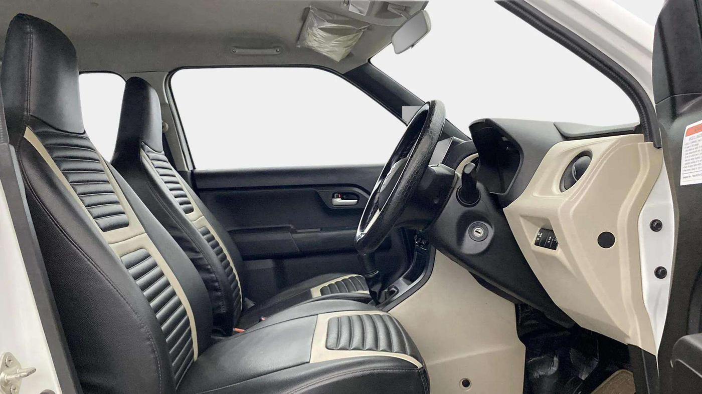 2024 Maruti New Wagon-R VXI CNG 1.0, CNG, Manual, 29,909 km, Right Side Front Door Cabin