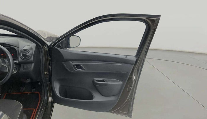 2021 Renault Kwid RXL, Petrol, Manual, 12,069 km, RHS Front Door
