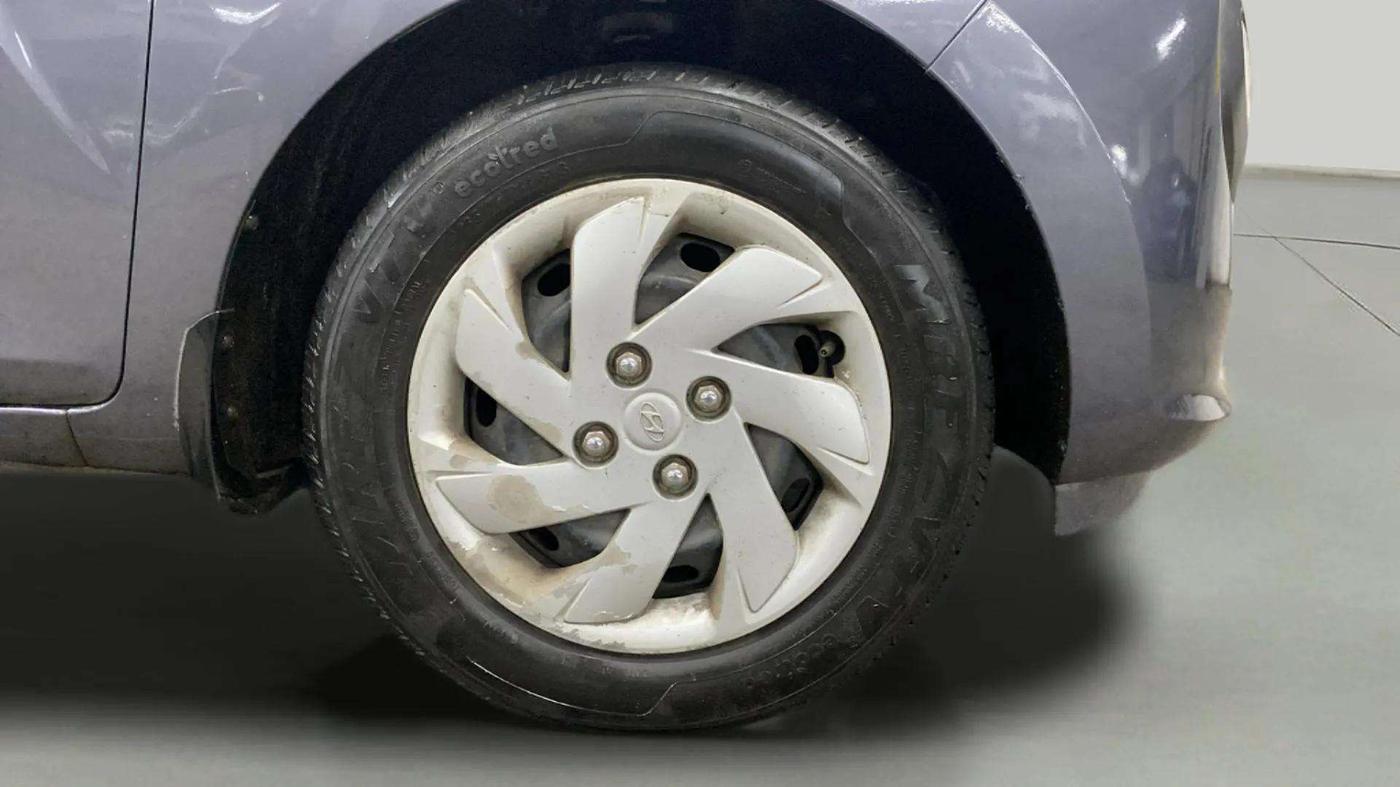2018 Hyundai NEW SANTRO SPORTZ CNG, CNG, Manual, 67,399 km, Right Front Wheel