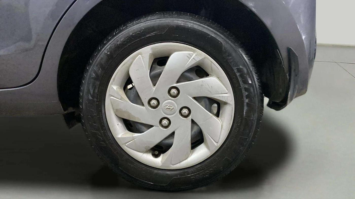 2018 Hyundai NEW SANTRO SPORTZ CNG, CNG, Manual, 67,399 km, Left Rear Wheel