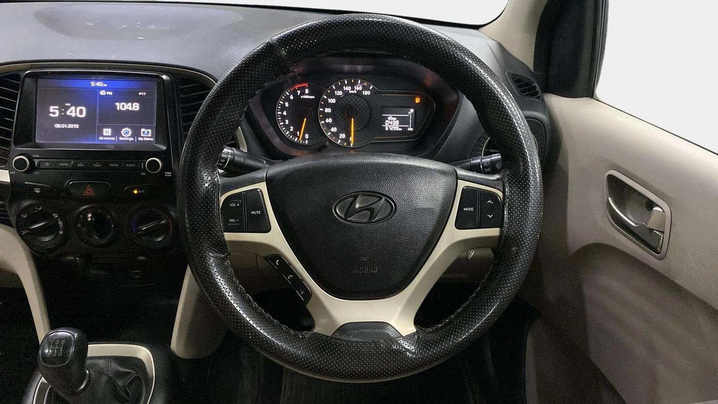 2018 Hyundai NEW SANTRO SPORTZ CNG, CNG, Manual, 67,399 km, Steering Wheel Close Up