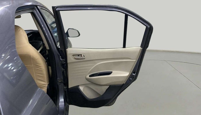 2018 Hyundai NEW SANTRO SPORTZ CNG, CNG, Manual, 67,251 km, RHS Rear Door