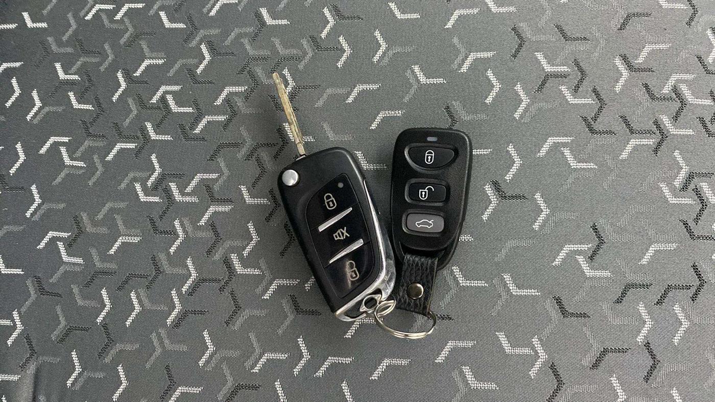 2023 Tata TIGOR XM PETROL, Petrol, Manual, 54,102 km, Key Close Up
