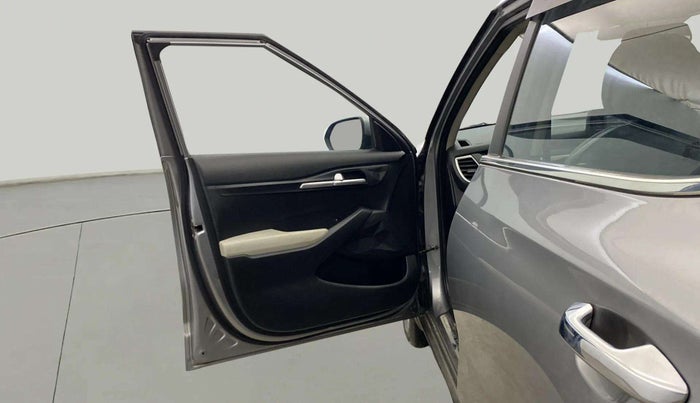 2022 KIA SELTOS HTK PLUS 1.5 IMT, Petrol, Manual, 20,460 km, LHS Front Door
