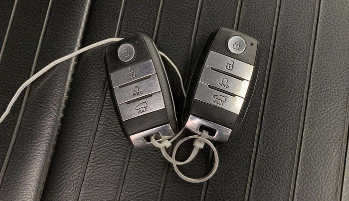 2022 KIA SELTOS HTK PLUS 1.5 IMT, Petrol, Manual, 20,460 km, Key Close Up