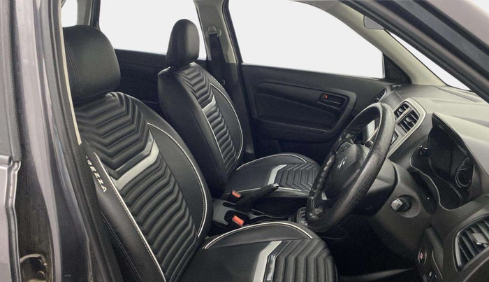 2021 Maruti Vitara Brezza ZXI AT SHVS, Petrol, Automatic, 35,469 km, Right Side Front Door Cabin