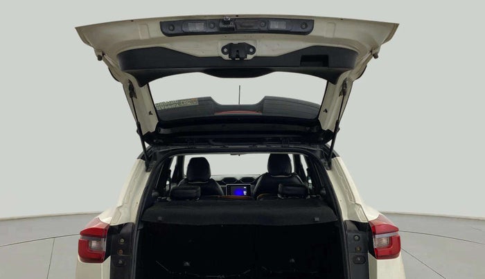 2022 Nissan MAGNITE XV PREMIUM, Petrol, Manual, 73,757 km, Boot Door Open