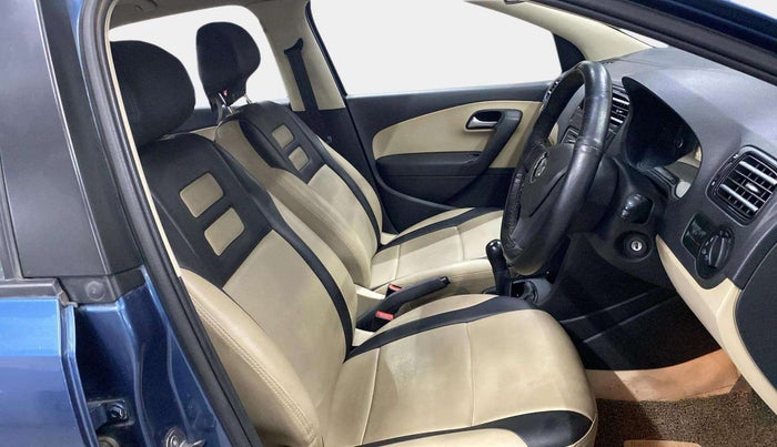 2016 Volkswagen Ameo HIGHLINE1.2L, Petrol, Manual, 29,578 km, Right Side Front Door Cabin