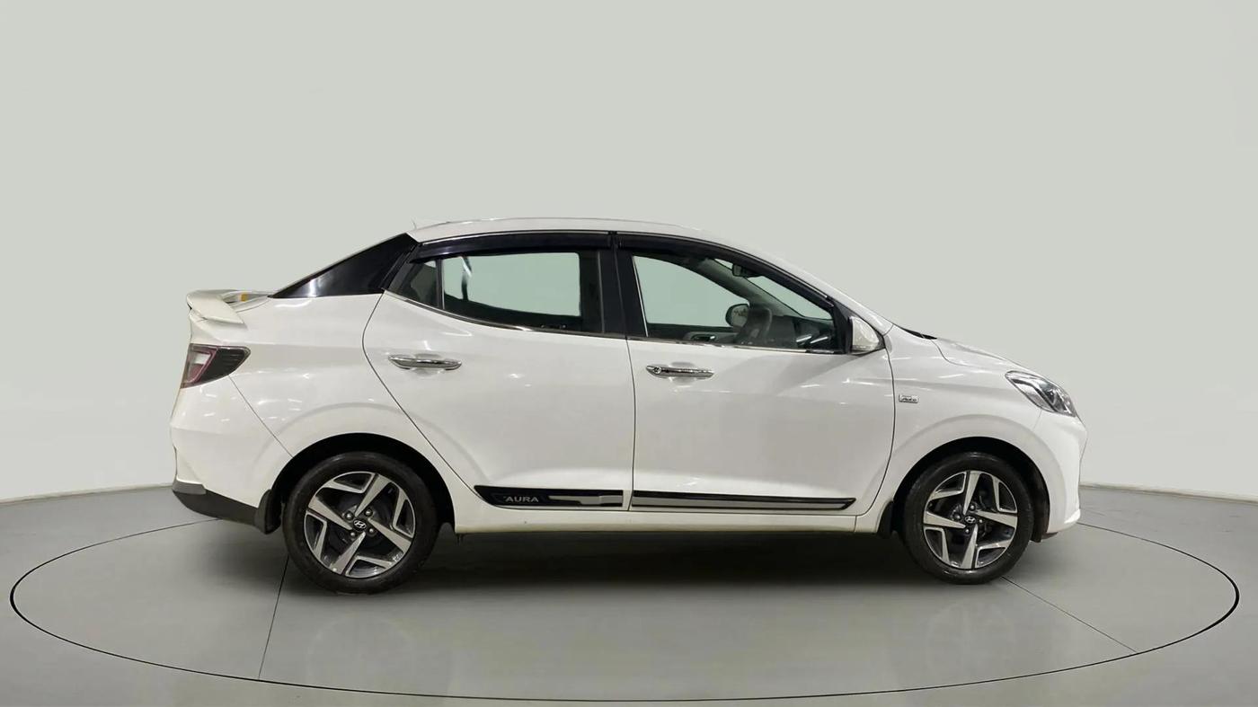 2021 Hyundai AURA SX PLUS 1.2 AMT, Petrol, Automatic, 22,467 km, Right Side View