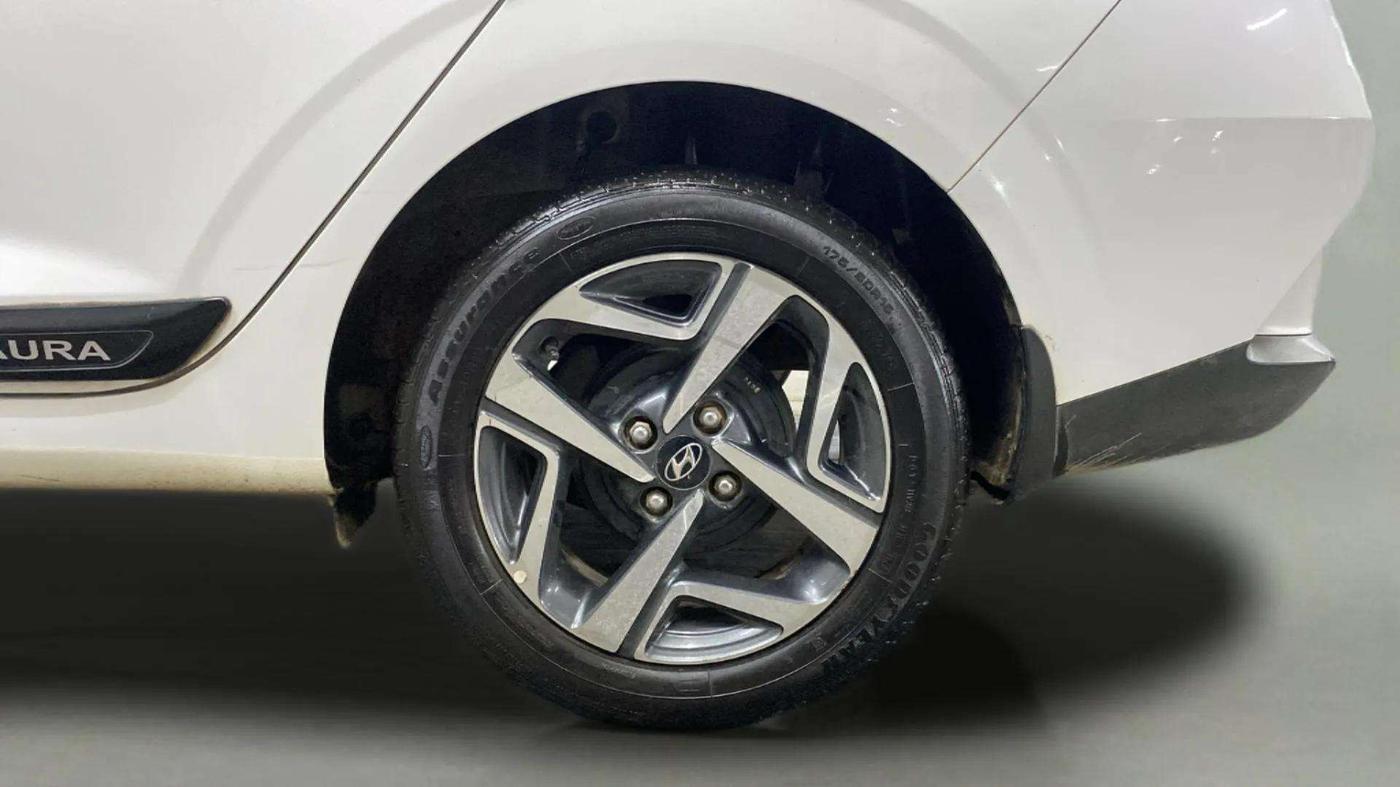 2021 Hyundai AURA SX PLUS 1.2 AMT, Petrol, Automatic, 22,467 km, Left Rear Wheel
