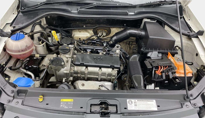 2017 Volkswagen Ameo COMFORTLINE 1.2L, Petrol, Manual, 43,908 km, Engine View